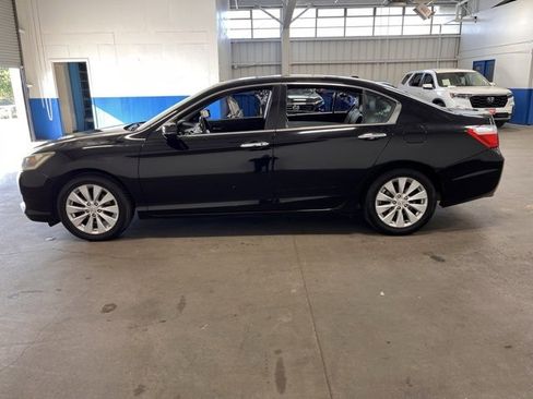 Used 2015 Honda Accord EX-L image 6