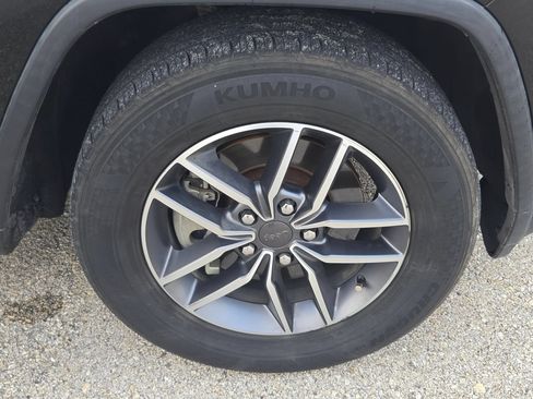 Used 2021 Jeep Grand Cherokee Limited RWD image 30
