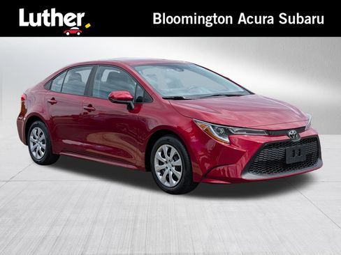 Used 2022 Toyota Corolla LE FWD image 1