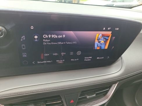 Used 2024 Buick Encore GX Sport Touring FWD image 30