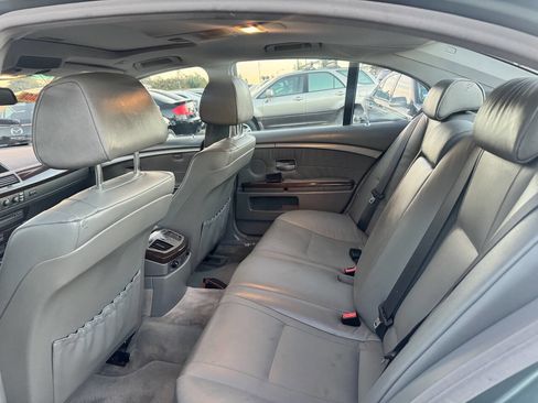 Used 2002 BMW 745i image 10