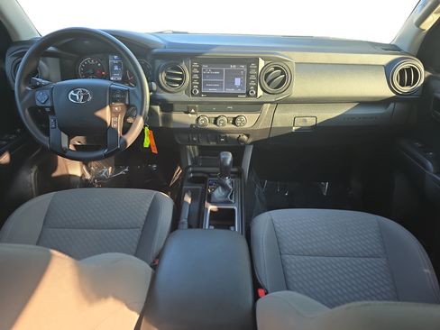 Used 2022 Toyota Tacoma SR w/ SR Convenience Package RWD image 9