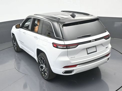New 2025 Jeep Grand Cherokee Summit image 55