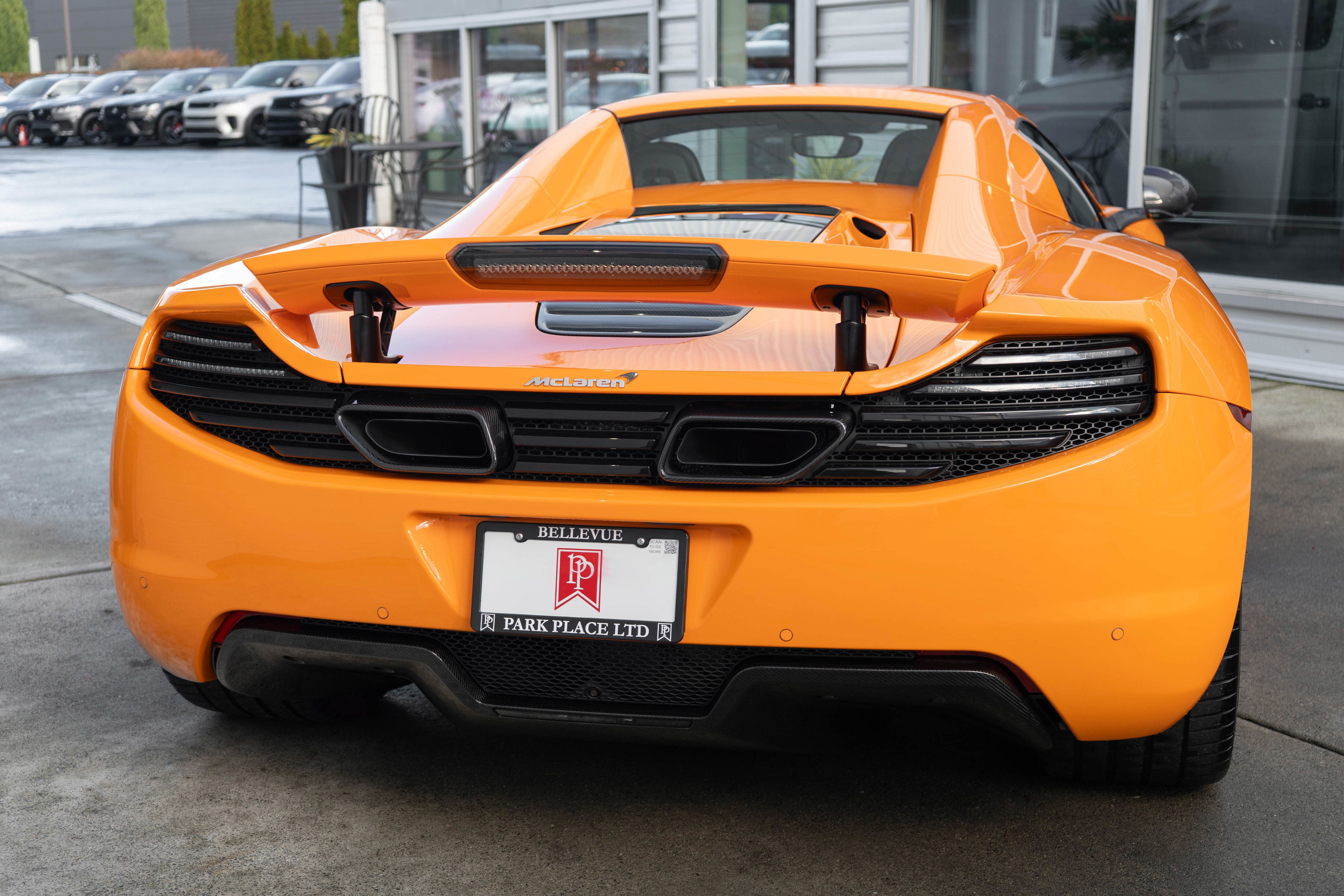 Used 2013 McLaren MP4-12C Spider RWD image 6