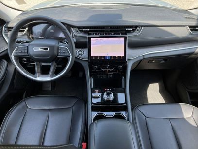 Used 2023 Jeep Grand Cherokee Limited