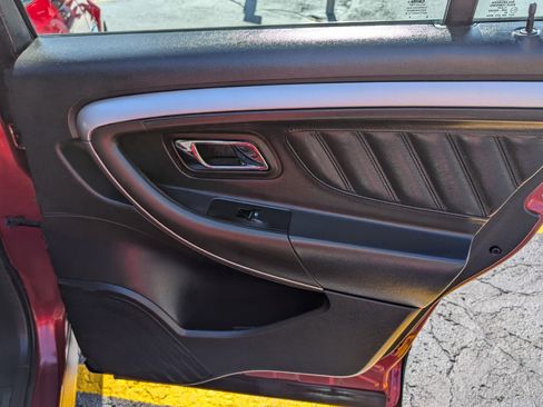 Used 2018 Ford Taurus SEL w/ Equipment Group 201A image 24