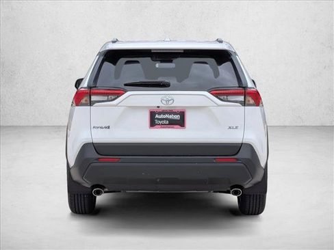 Used 2025 Toyota RAV4 XLE w/ Convenience Package image 8