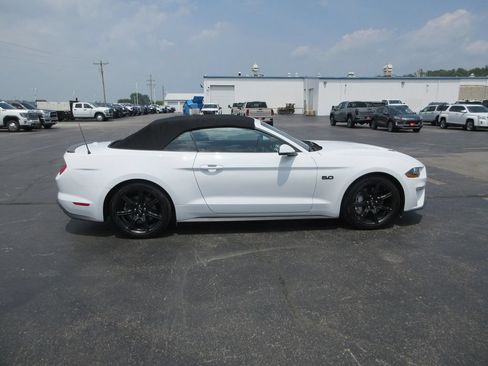 Used 2019 Ford Mustang GT Premium w/ Black Accent Package RWD image 5