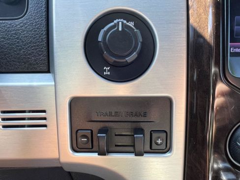 Used 2013 Ford F150 Platinum RWD image 13