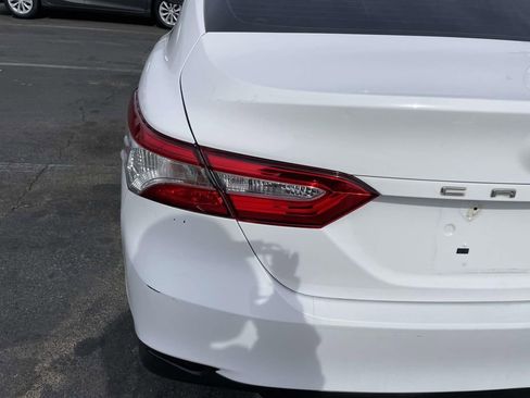 Used 2019 Toyota Camry LE image 17