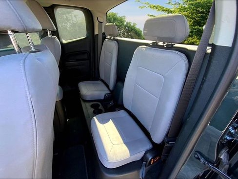 Used 2017 Chevrolet Colorado W/T w/ WT Convenience Package image 21