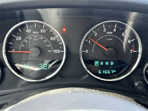 Used 2018 Jeep Wrangler Sahara w/ Connectivity Group image 6