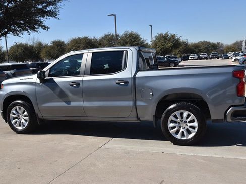 Used 2020 Chevrolet Silverado 1500 Custom w/ Custom Value Package image 11