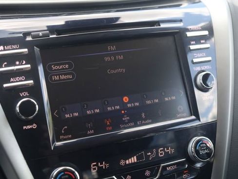 Used 2023 Nissan Murano SV FWD image 16