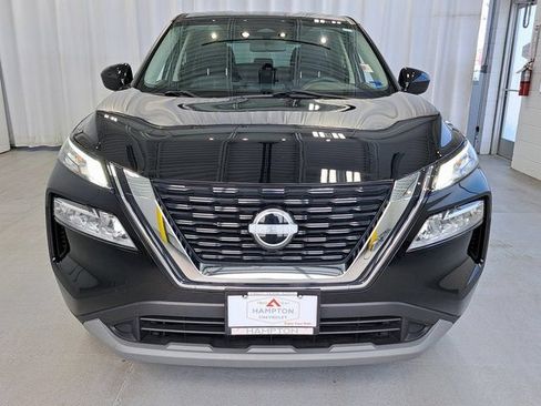 Used 2023 Nissan Rogue SV FWD image 3
