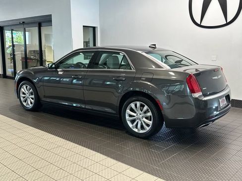 Used 2017 Chrysler 300 Limited AWD/4WD image 3