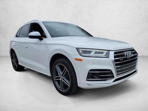 Used 2018 Audi SQ5 Prestige w/ Prestige Package AWD/4WD image 3