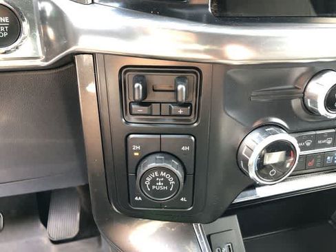Used 2021 Ford F150 Lariat w/ Equipment Group 502A High AWD/4WD image 31