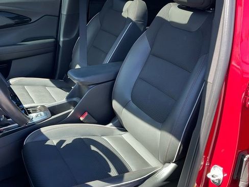 Used 2021 Chevrolet TrailBlazer RS w/ Sun and Liftgate Package image 30