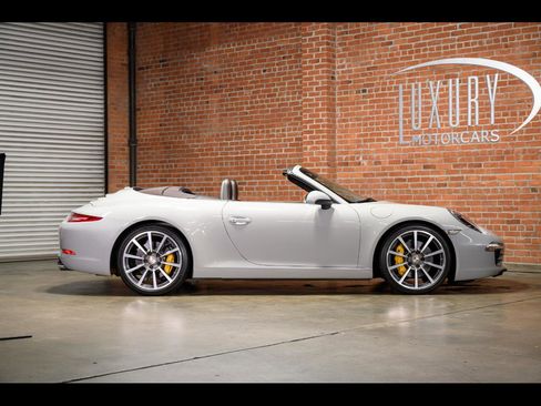 Used 2013 Porsche 911 Carrera S image 3