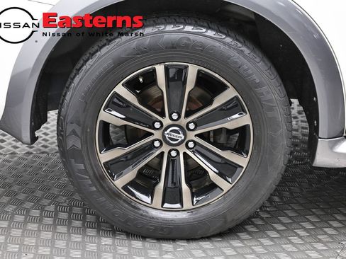 Used 2017 Nissan Armada Platinum AWD/4WD image 34