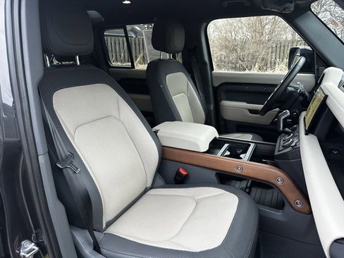 Used 2023 Land Rover Defender 110 X image 21