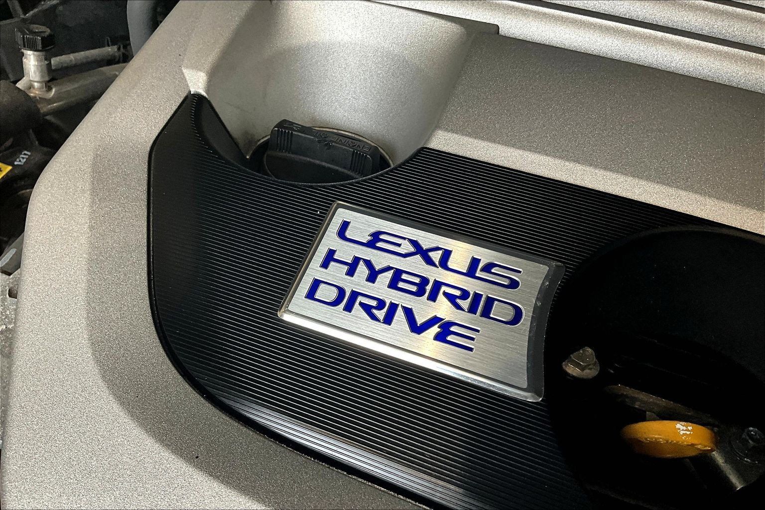 Used 2019 Lexus UX 250h w/ Accessory Package 2 AWD/4WD image 30