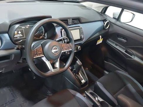 Used 2025 Nissan Versa SV w/ Trunk Package FWD image 19