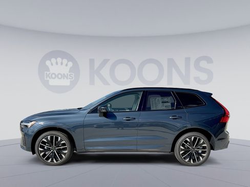 New 2026 Volvo XC60 B5 Ultra w/ Climate Package image 2