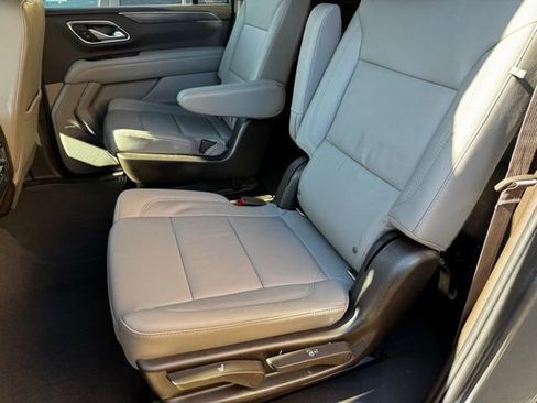 Certified 2022 Chevrolet Suburban LT image 6