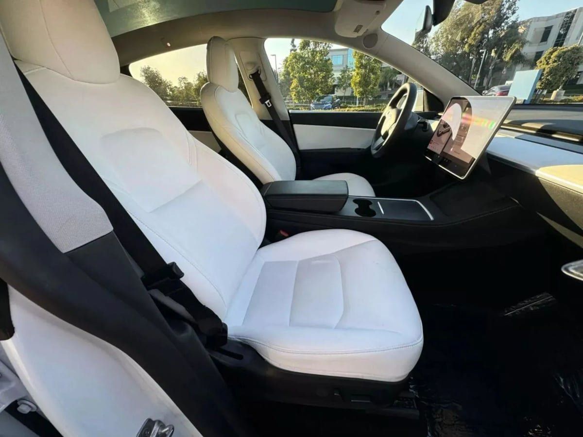 Used 2023 Tesla Model Y Long Range AWD/4WD image 14