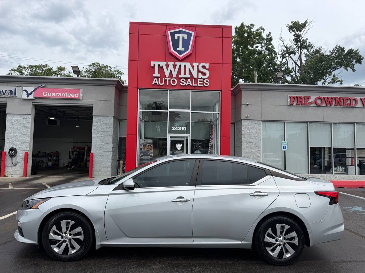 Used 2022 Nissan Altima 2.5 S FWD image 1