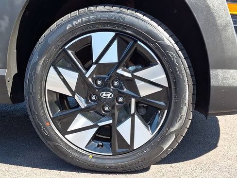 Used 2024 Hyundai Kona SEL AWD/4WD image 8