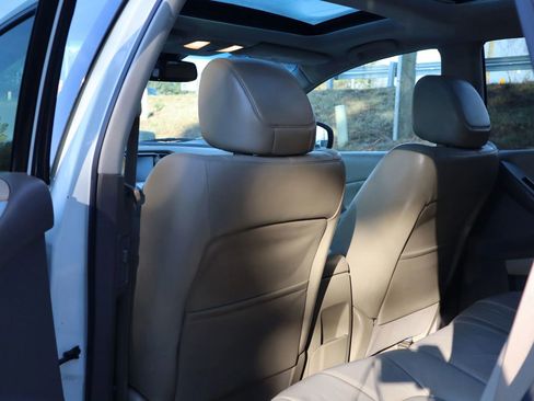 Used 2011 Nissan Murano SL w/ Navigation Pkg image 11