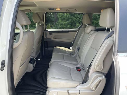 Used 2019 Honda Odyssey EX-L image 11