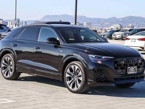 New 2026 Audi Q8 Prestige image 3