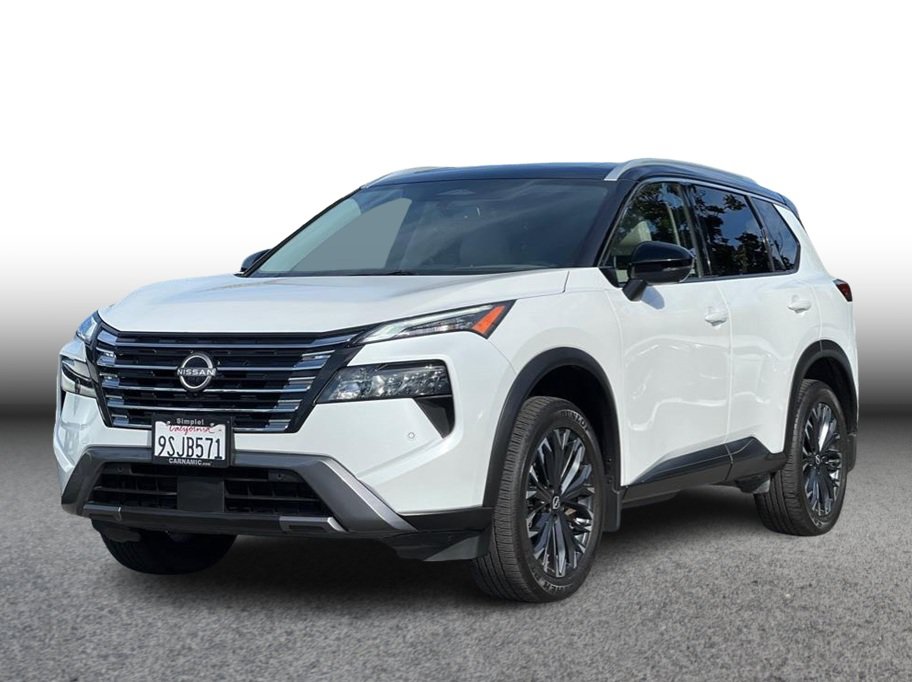 Used 2025 Nissan Rogue SL w/ Tech Package AWD/4WD image 1