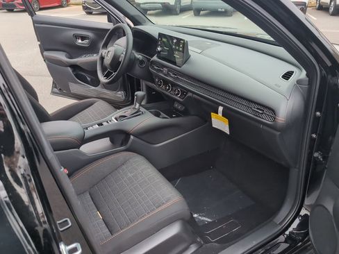 New 2026 Honda HR-V Sport image 17