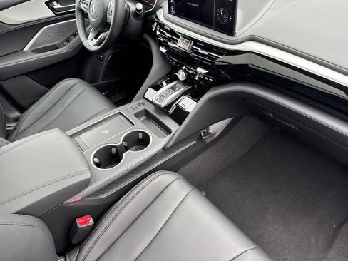 New 2026 Acura MDX SH-AWD image 15