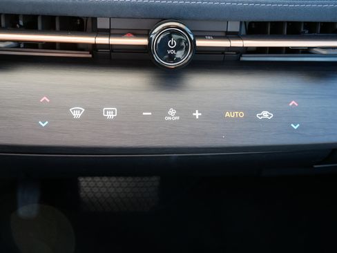 Certified 2024 Nissan Ariya AWD image 23