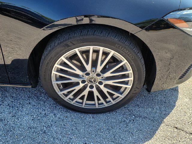 Used 2025 Mercedes-Benz CLA 250 image 7