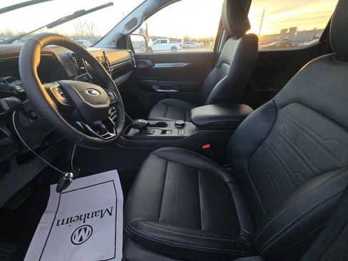 Used 2024 Ford Ranger Lariat w/ FX4 Off-Road Package image 11