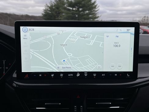 Used 2025 Ford Escape ST-Line w/ Equipment Group 301A image 28