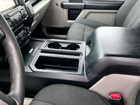 Used 2017 Ford F150 XL w/ Equipment Group 101A Mid image 15