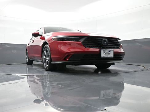 Certified 2024 Honda Accord EX-L image 27
