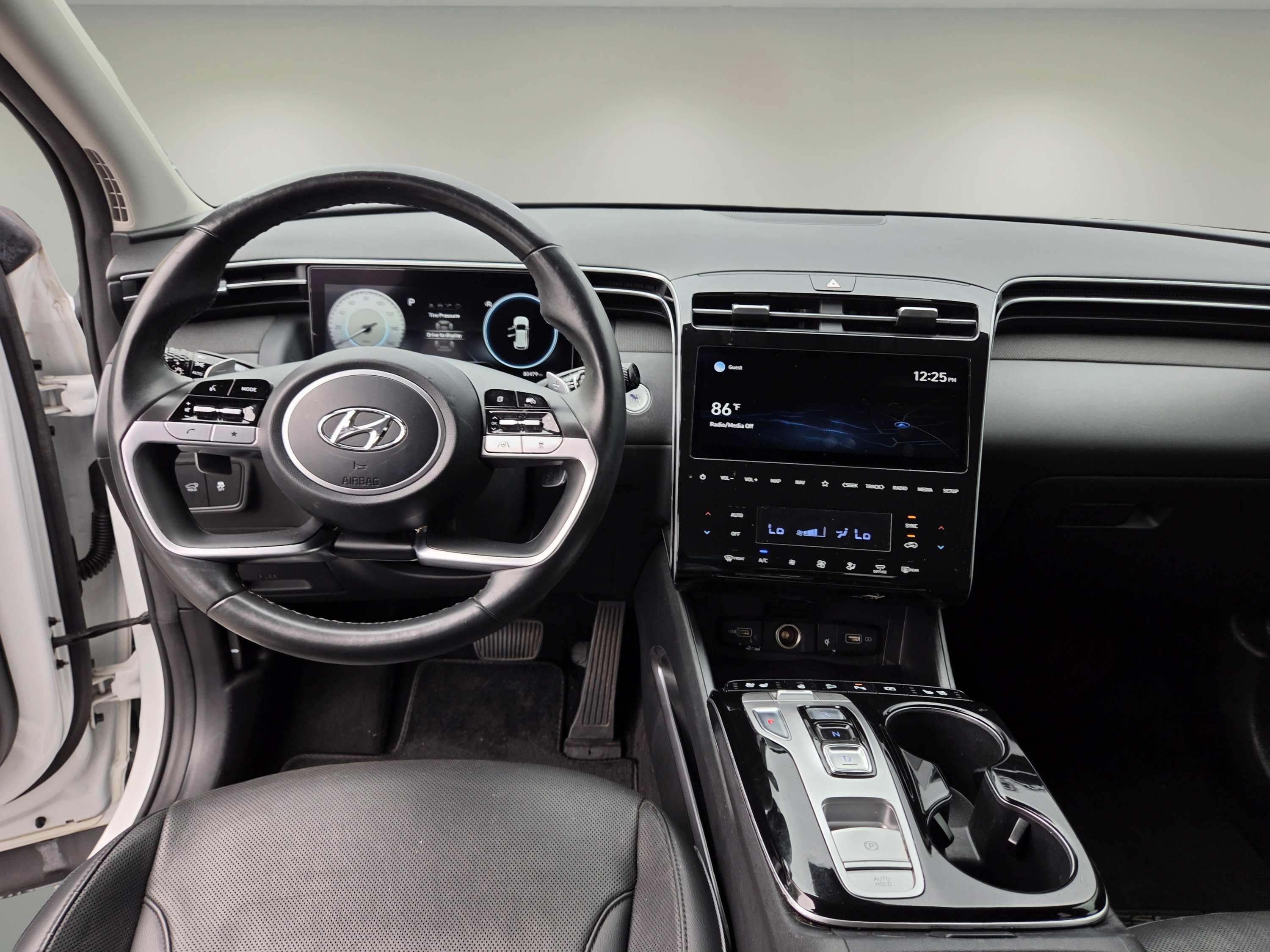 Used 2022 Hyundai Tucson Limited FWD image 12