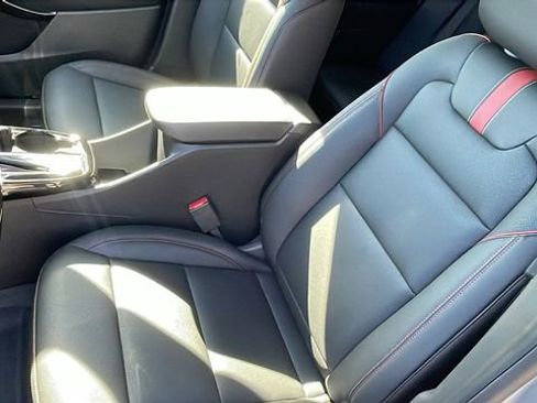 New 2026 Chevrolet Trax RS w/ Sunroof Package image 11