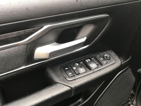 Used 2019 RAM 1500 Big Horn AWD/4WD image 23