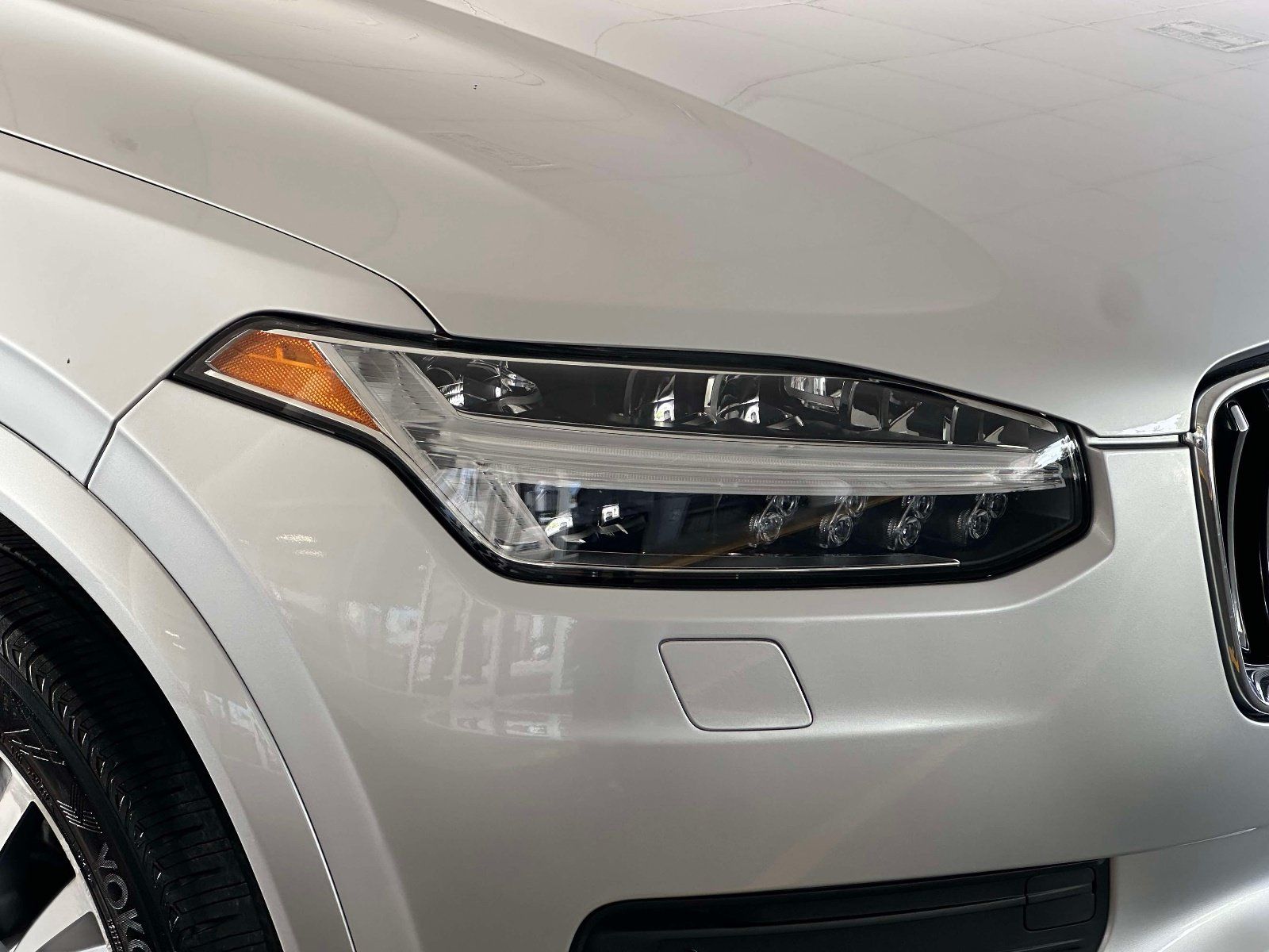 Used 2021 Volvo XC90 T5 Momentum w/ Climate Package AWD/4WD image 8
