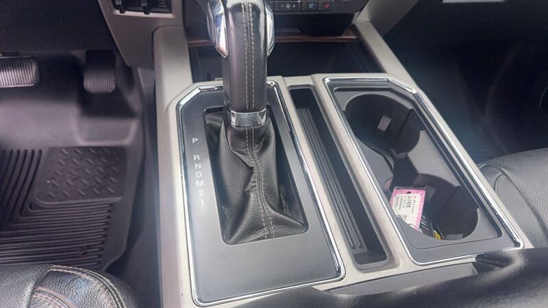 Used 2017 Ford F150 Lariat AWD/4WD image 22